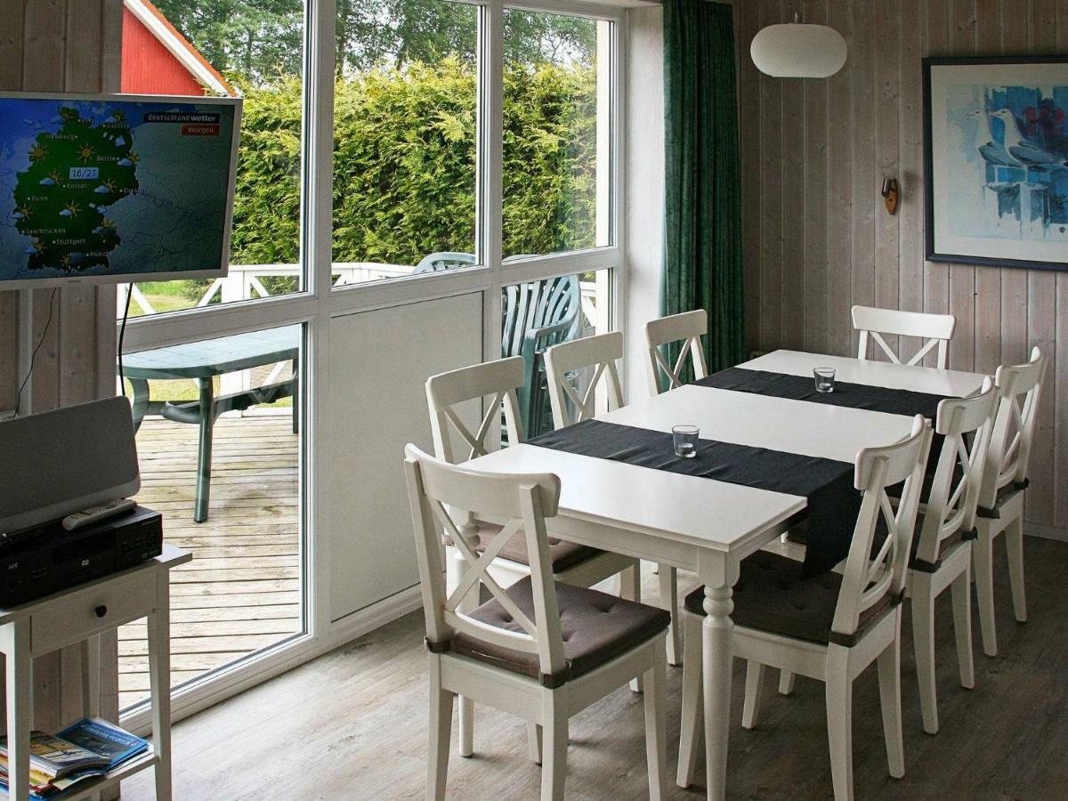 8 Person Holiday Home In Gelting Rom bilde